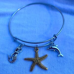 Brand New! Handmade! Adjustable Charm Bangle Bracelet!